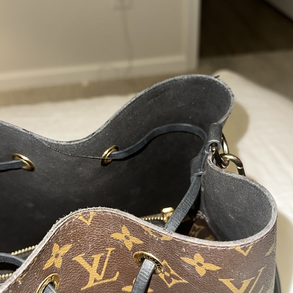 Louis Vuitton NéoNoé MM Black Monogram (100% authentic) - Picture 8 of 16